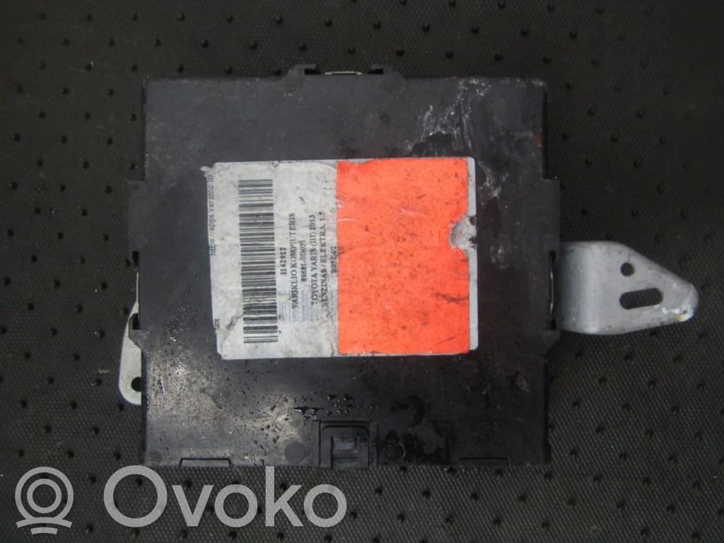Toyota Yaris Unidad de control/módulo del motor 