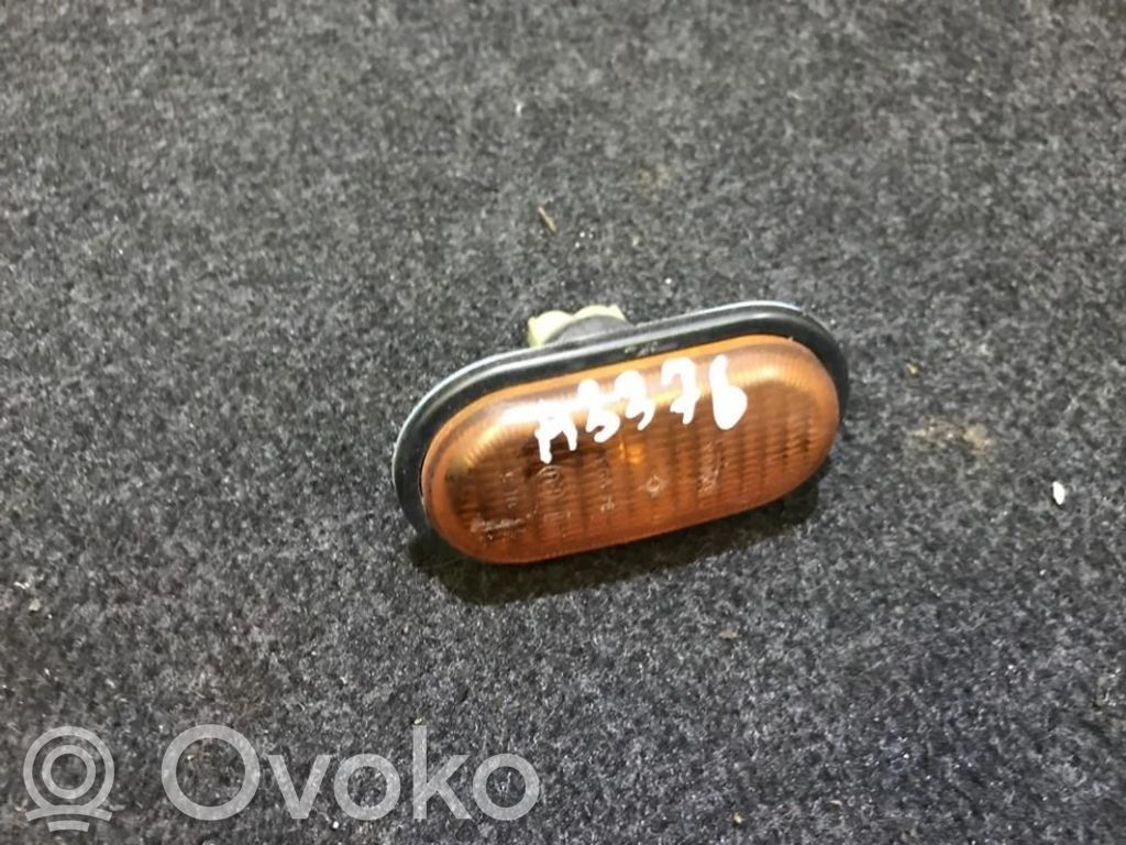 Etupuskurin suuntavilkku