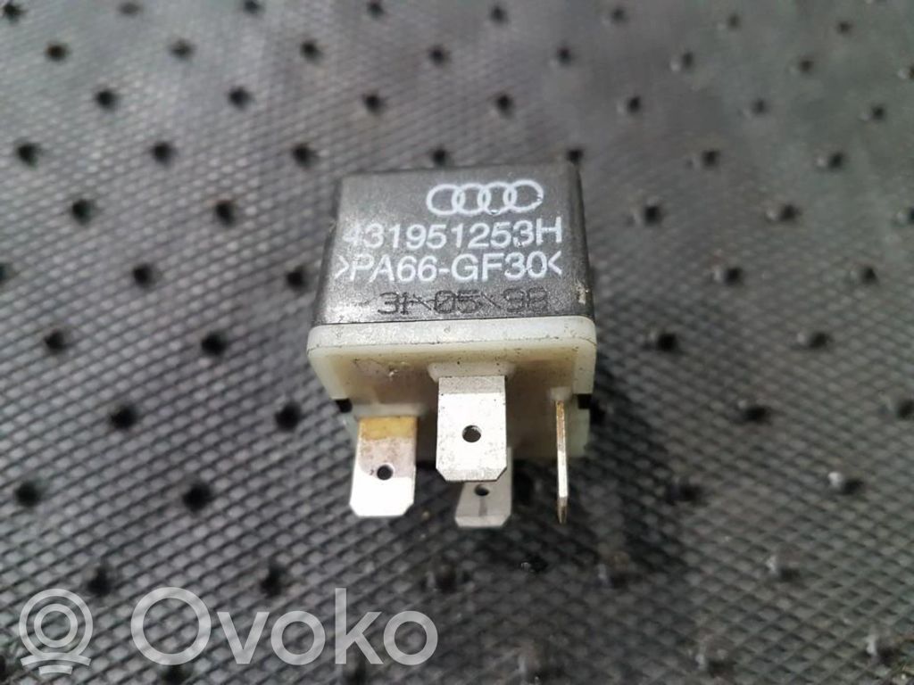 Volkswagen PASSAT B5 Alte relee 