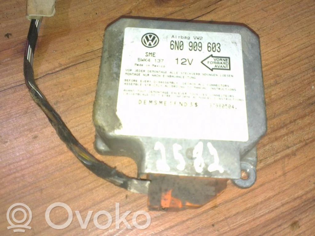 Volkswagen Golf III Centralina/modulo airbag