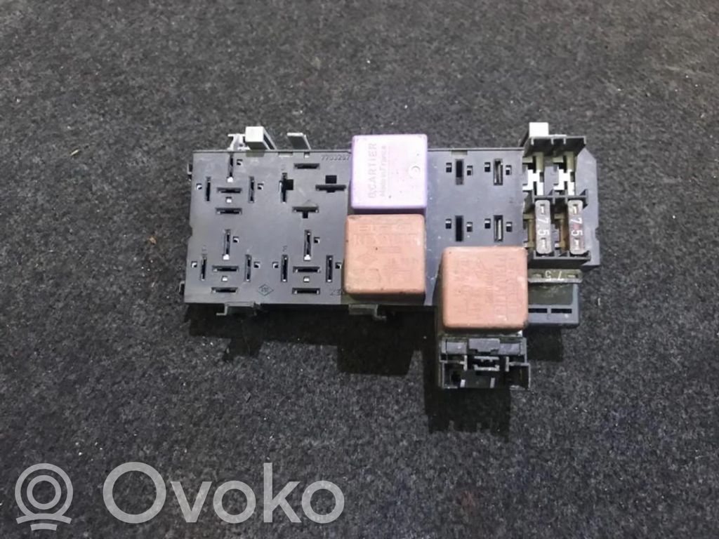 Renault Megane I Set scatola dei fusibili