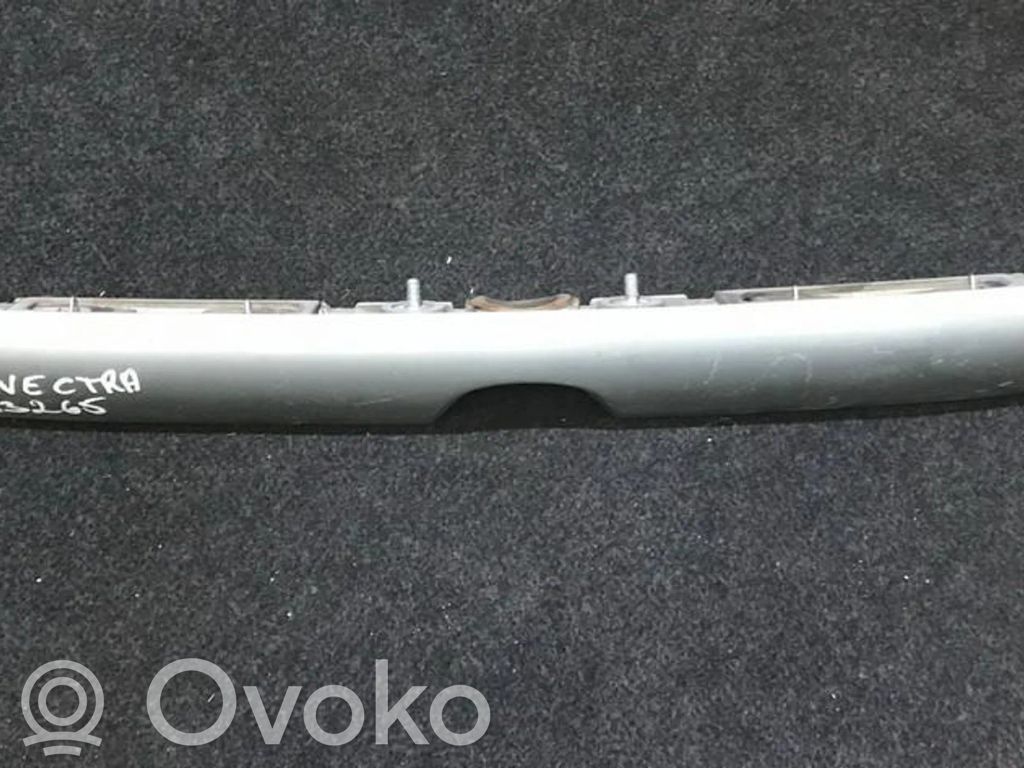 Opel Vectra B Listwa oświetlenie tylnej tablicy rejestracyjnej