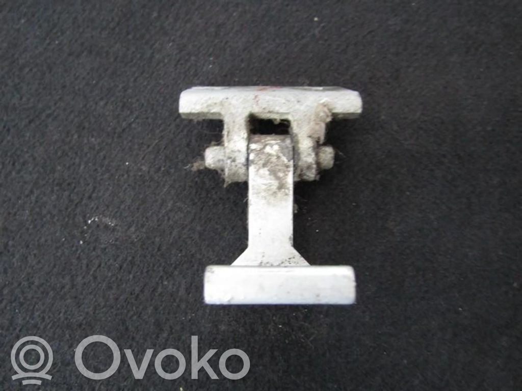 Audi 100 S4 C4 Takaoven alasarana 