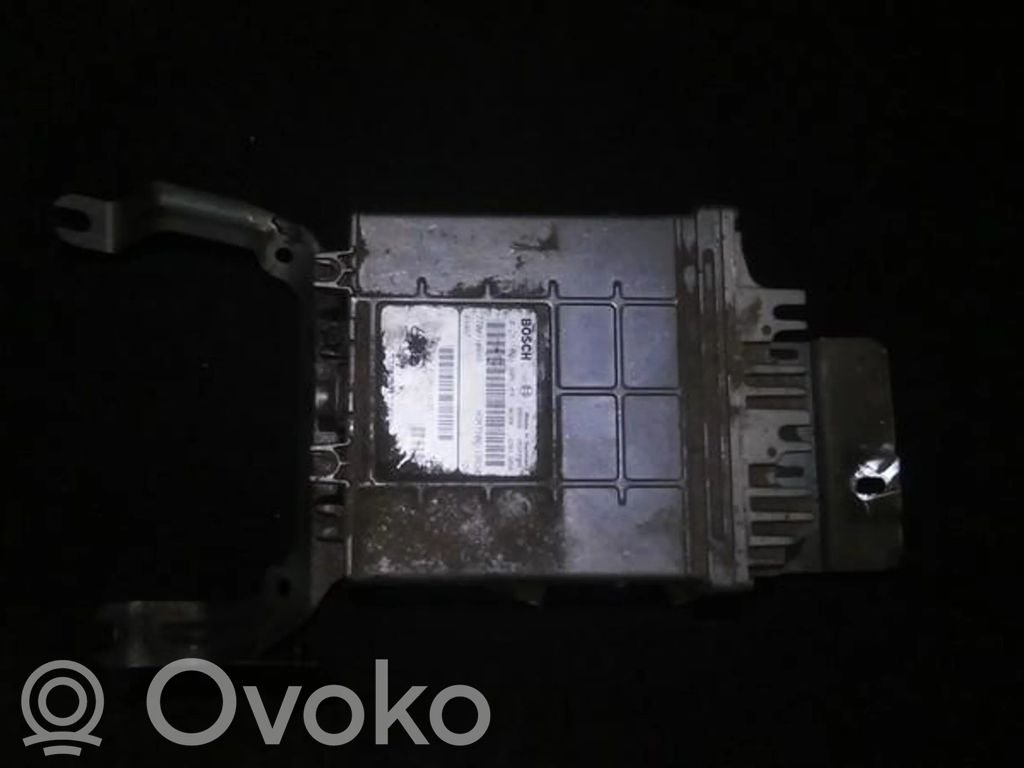 Sterownik / Moduł ECU   0281001906,99032628SA3988,0281001906,770110648,99032628SA3988,HOM7700112630,P30613695