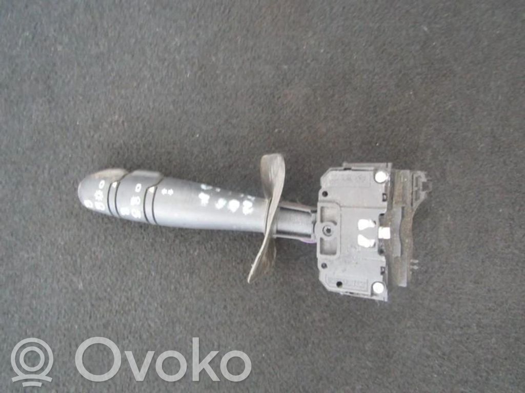 Indicator stalk