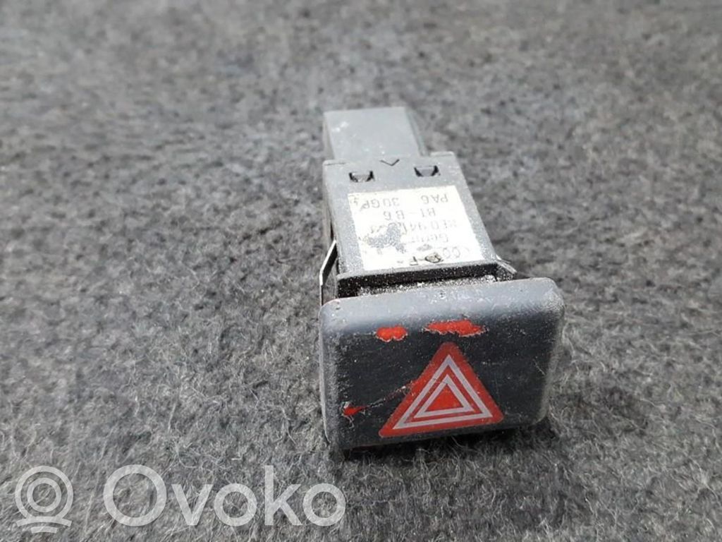 Audi A4 S4 B6 8E 8H Comutator lumini pericol 