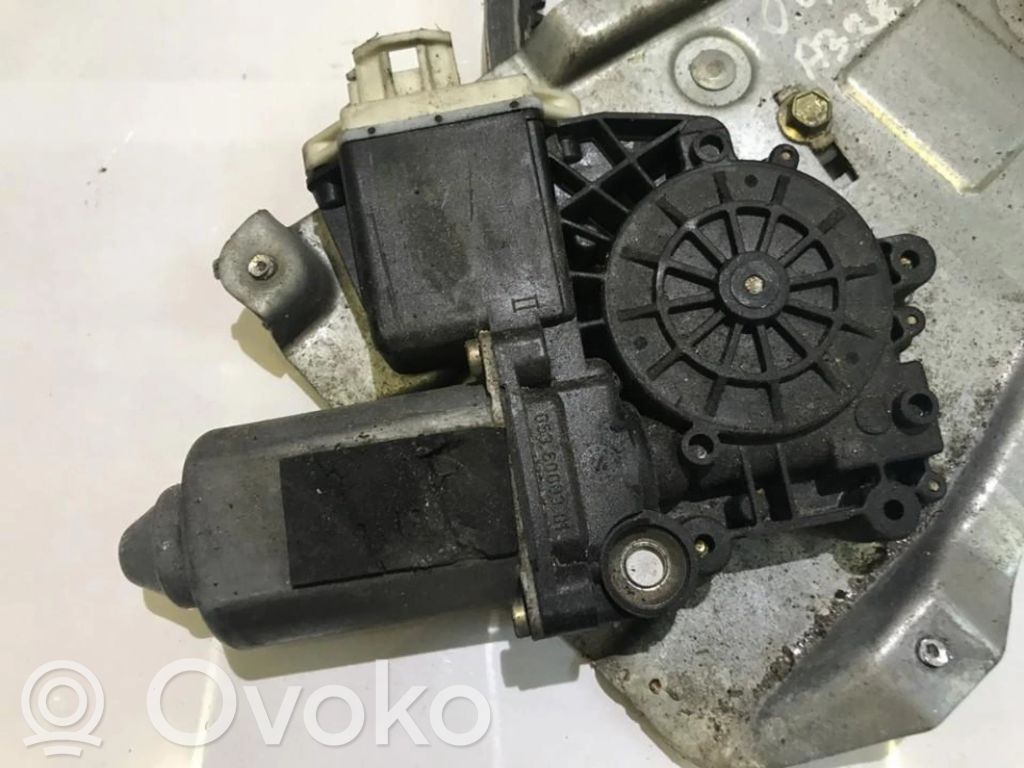 Opel Omega B1 Motorino alzacristalli della portiera anteriore 