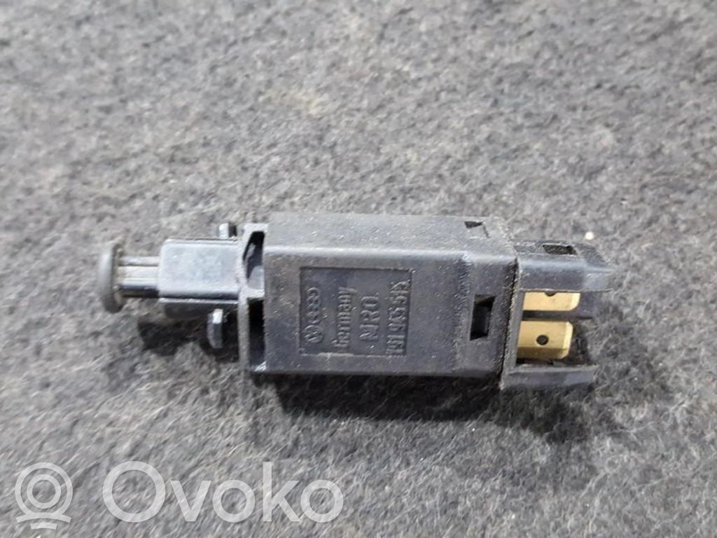 Volkswagen Golf III Czujnik pedału hamulca / stopu 