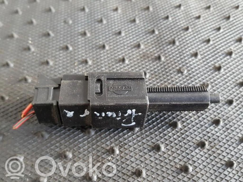 Interruptor sensor del pedal de freno