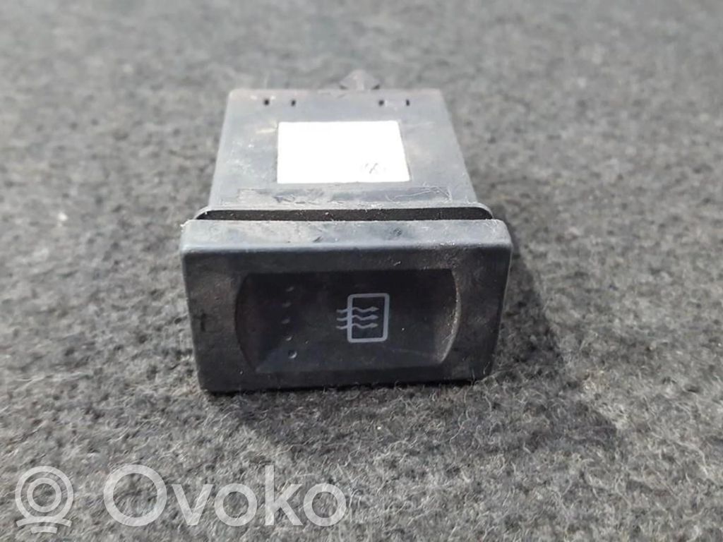 Volkswagen PASSAT B5 Comutator încălzire parbriz/lunetă