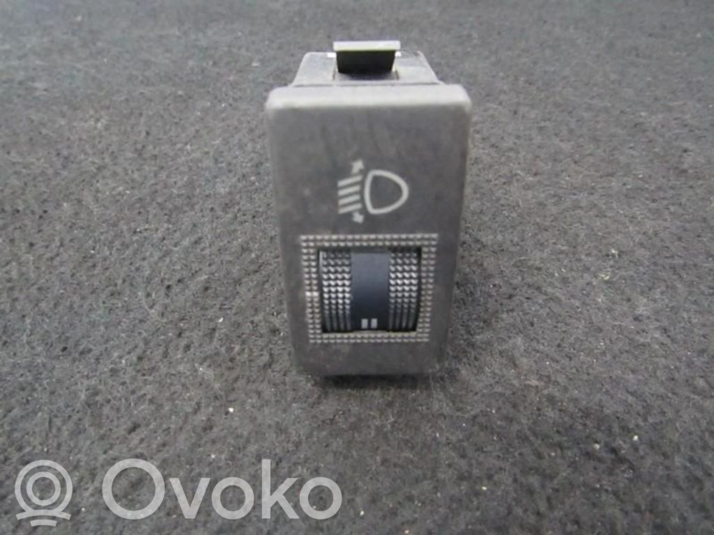 Audi A4 S4 B5 8D Comutator control nivel faruri 