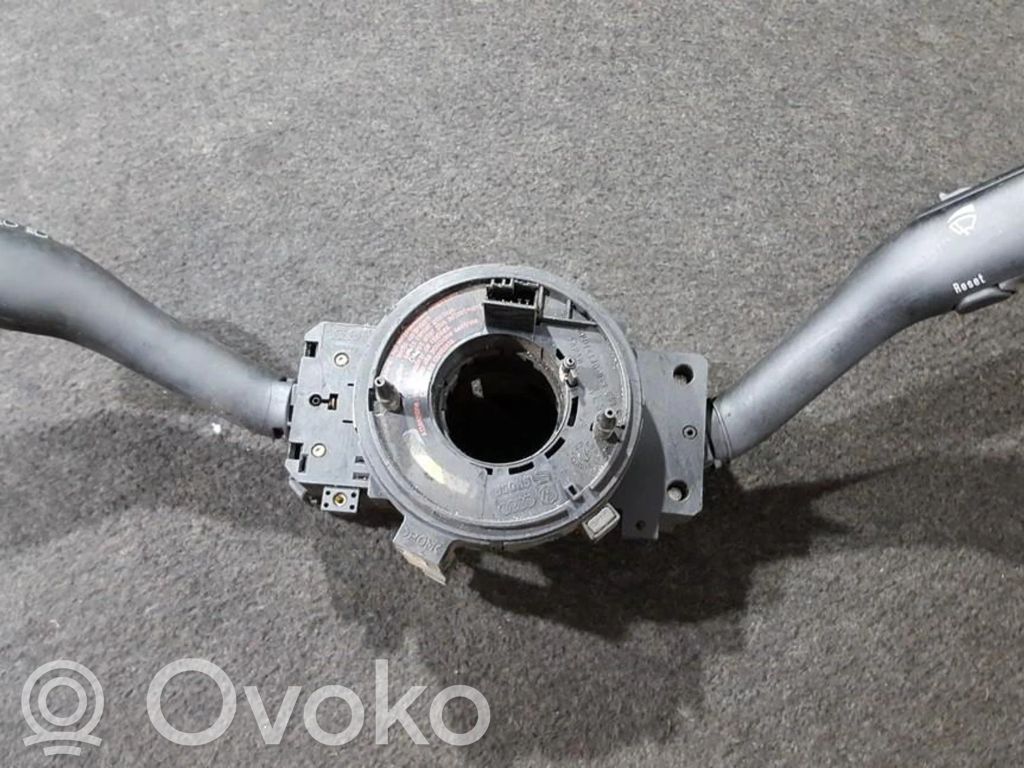 Volkswagen PASSAT B5.5 Leva/interruttore dell’indicatore di direzione e tergicristallo
