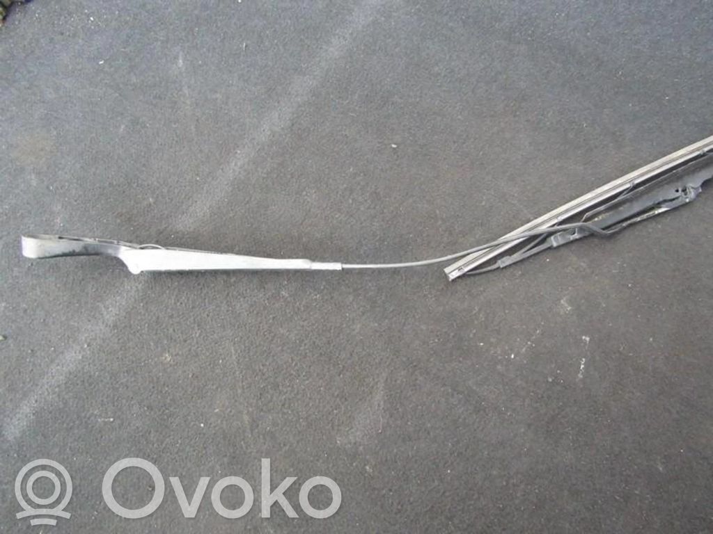 Volkswagen Vento Ramię wycieraczki szyby przedniej / czołowej