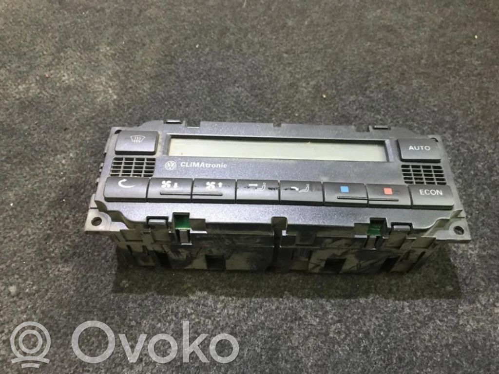 Volkswagen PASSAT B5 Centralina del climatizzatore 