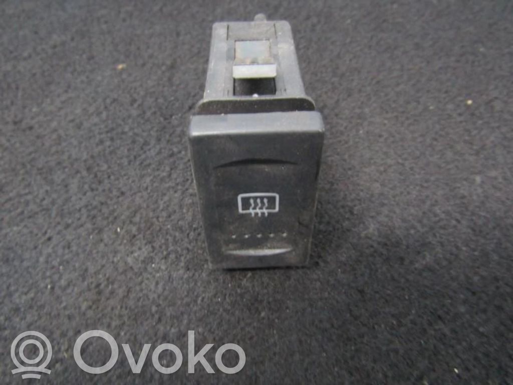Volkswagen PASSAT B5 Comutator încălzire parbriz/lunetă 