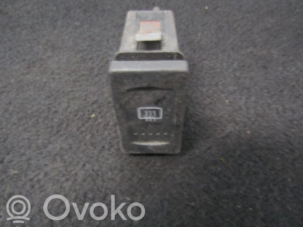 Volkswagen PASSAT B5.5 Comutator încălzire parbriz/lunetă 
