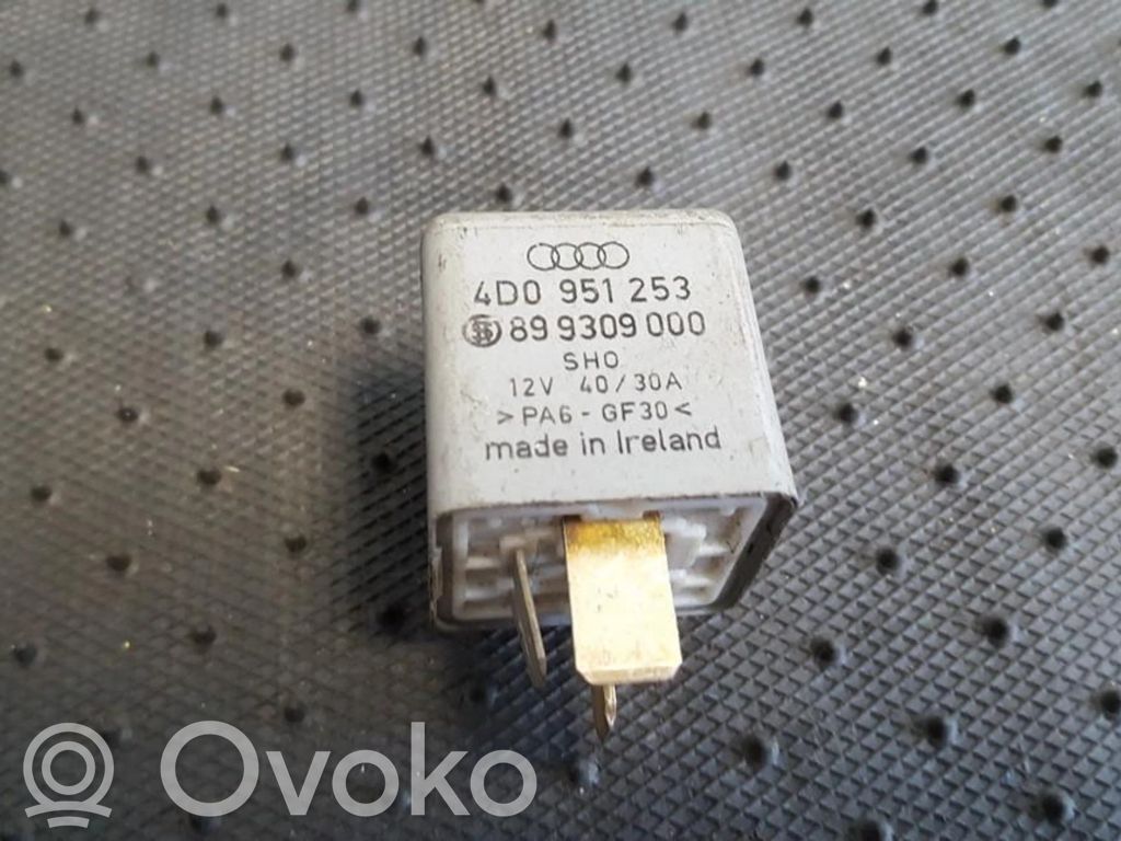 Altri relè   4D0951253,899309000,4D0951253,899309000
