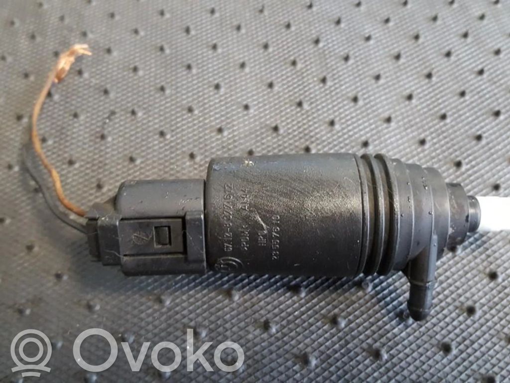 BMW 5 E39 Pompa lavavetri parabrezza/vetro frontale