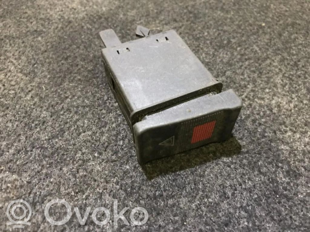 Audi A6 S6 C4 4A Interruttore luci di emergenza