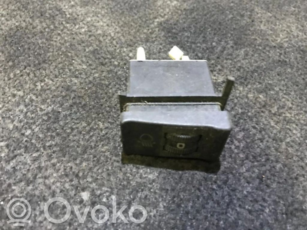 Audi 80 90 S2 B4 Schalter Leuchtweitenregulierung 