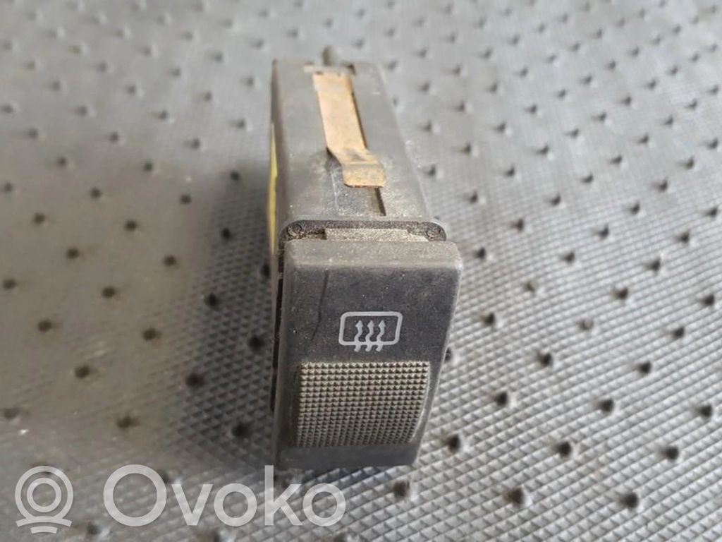Audi A4 S4 B5 8D Comutator încălzire parbriz/lunetă 