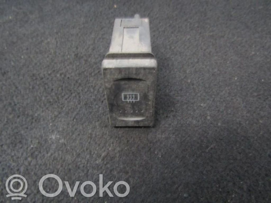 Volkswagen PASSAT B5 Comutator încălzire parbriz/lunetă 
