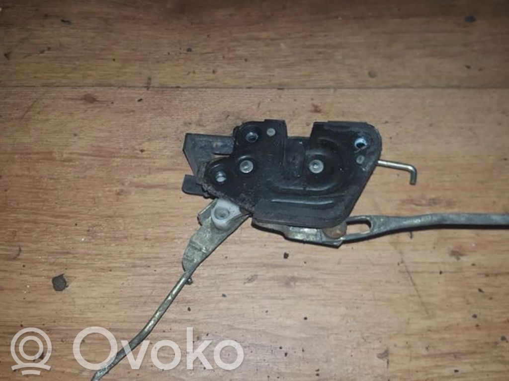 Hyundai Accent Etuoven lukko