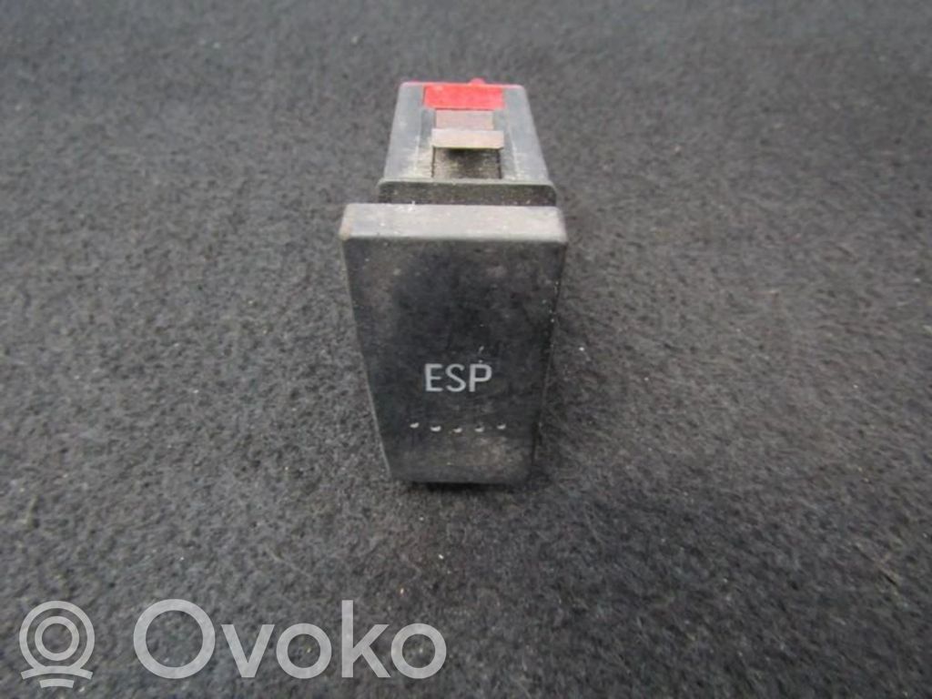 Bouton interrupteur programme de stabilité ESP   3B0927134A,3B0927134A