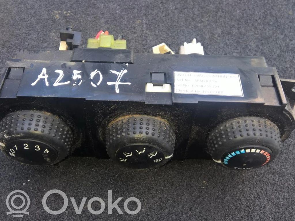 Panel klimatyzacji   585630136,F2006121721,585630136,F2006121721