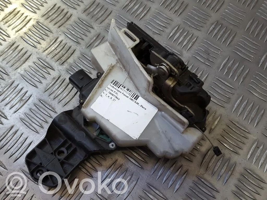 Volkswagen PASSAT B5.5 Serratura portiera anteriore