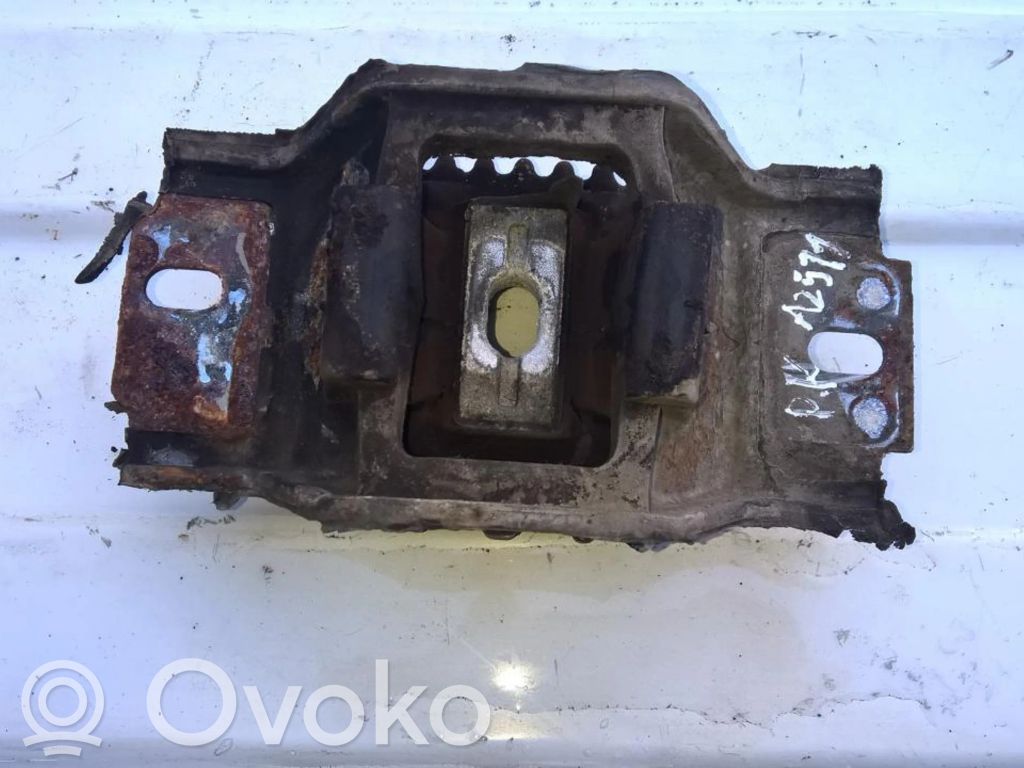 Ford Fusion Supporto di montaggio del motore 