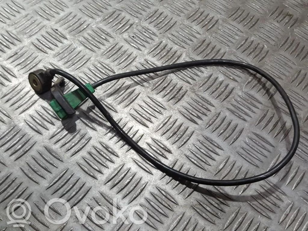 Volkswagen PASSAT B5 Nakutusanturi 
