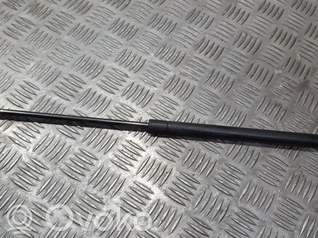 Audi A3 S3 8L Tailgate/trunk strut/damper 