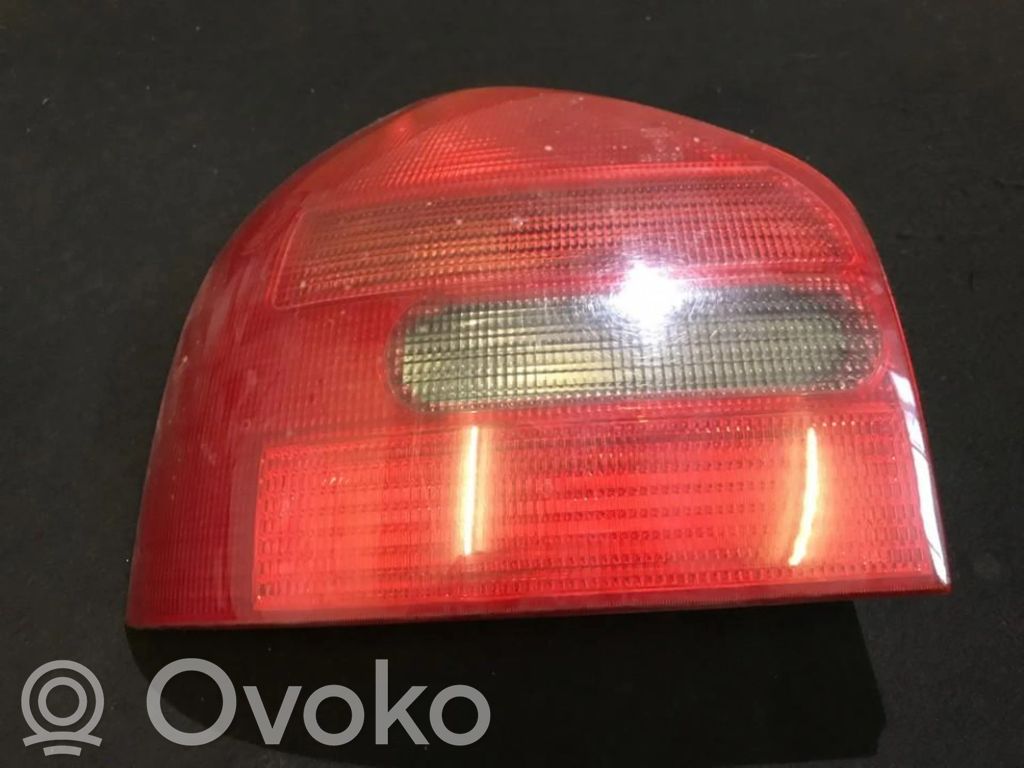 Audi A3 S3 8L Luz trasera/de freno 