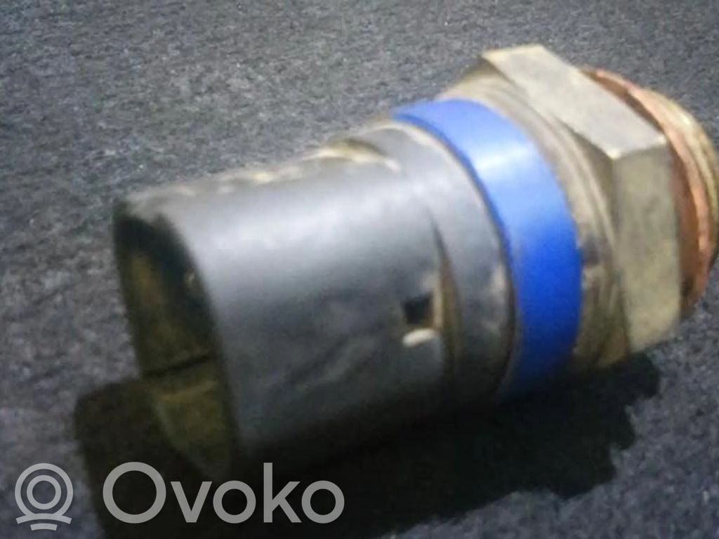 Renault Laguna I Sensor Kühlmittelstand 