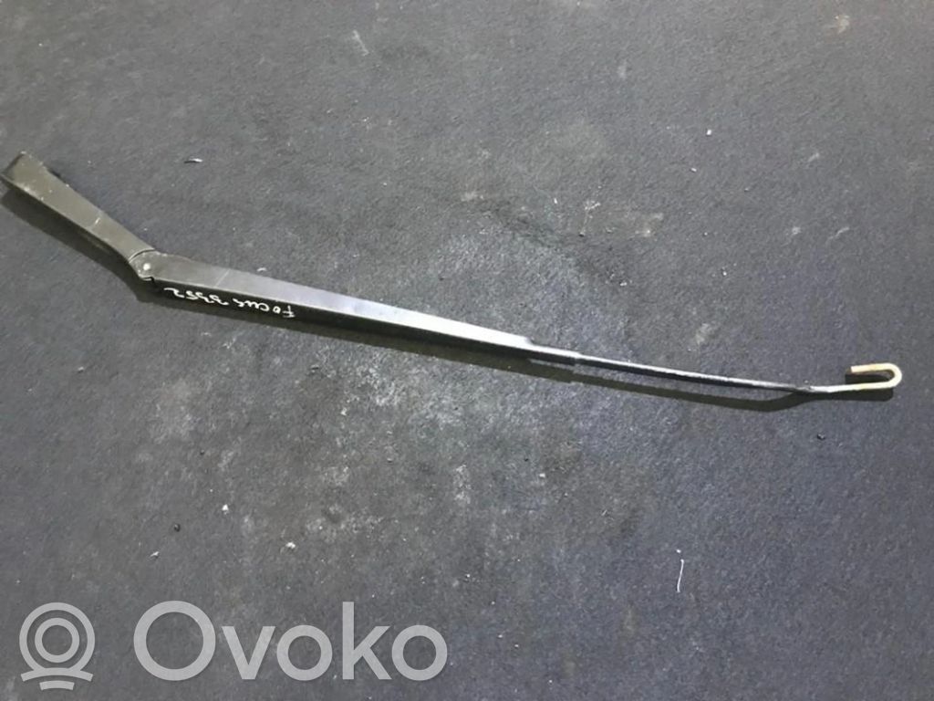 Ford Focus Ramię wycieraczki szyby przedniej / czołowej 