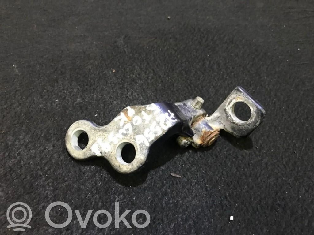 Priekšpusē augšējā vira (eņģe)   A22801,A22801