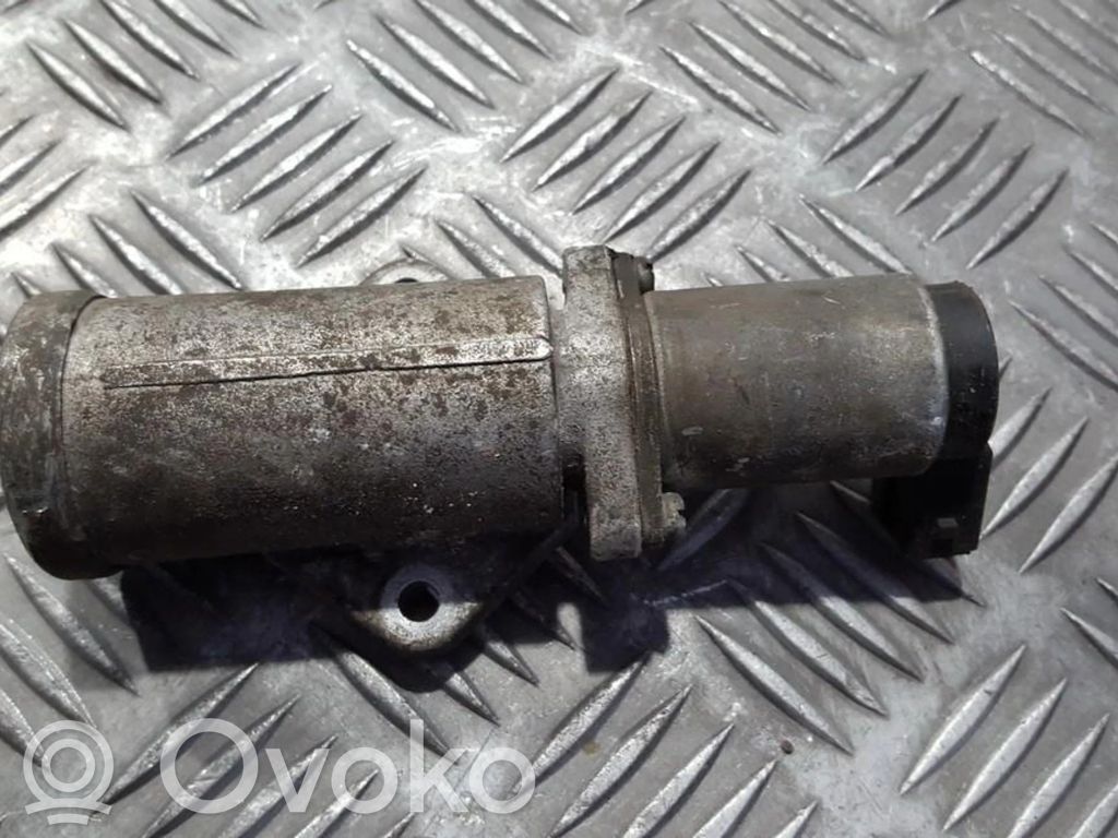 Volvo S40, V40 Supapă control ralanti (regulator) 