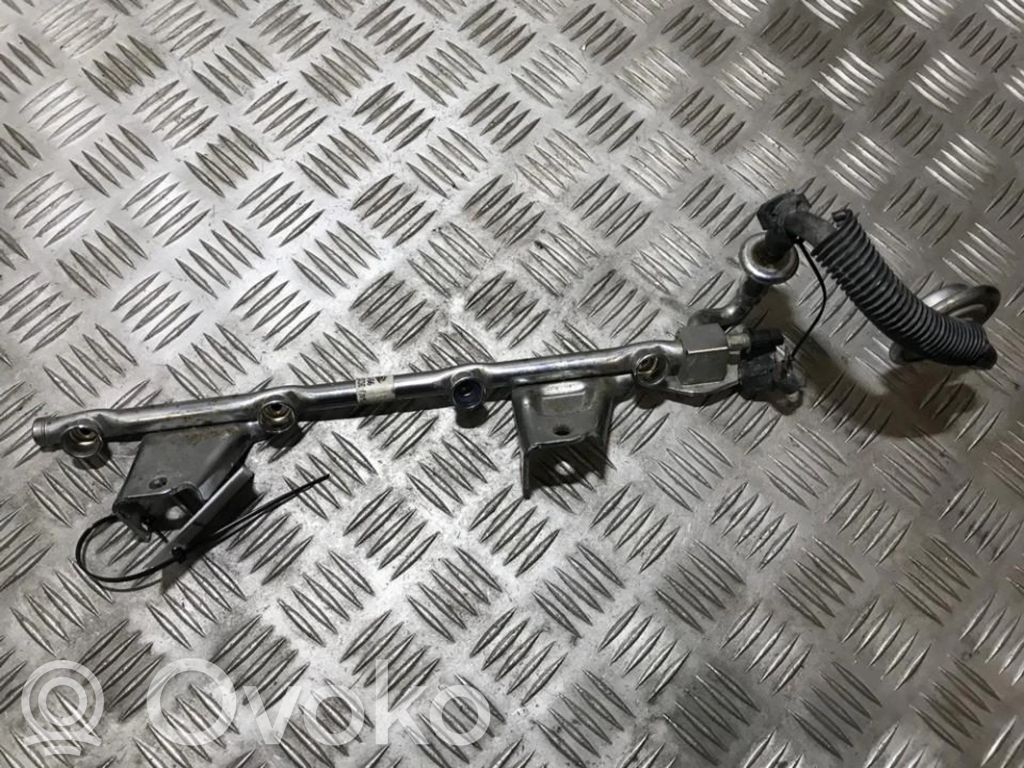 Ford Focus Tuyau de conduite principale de carburant 