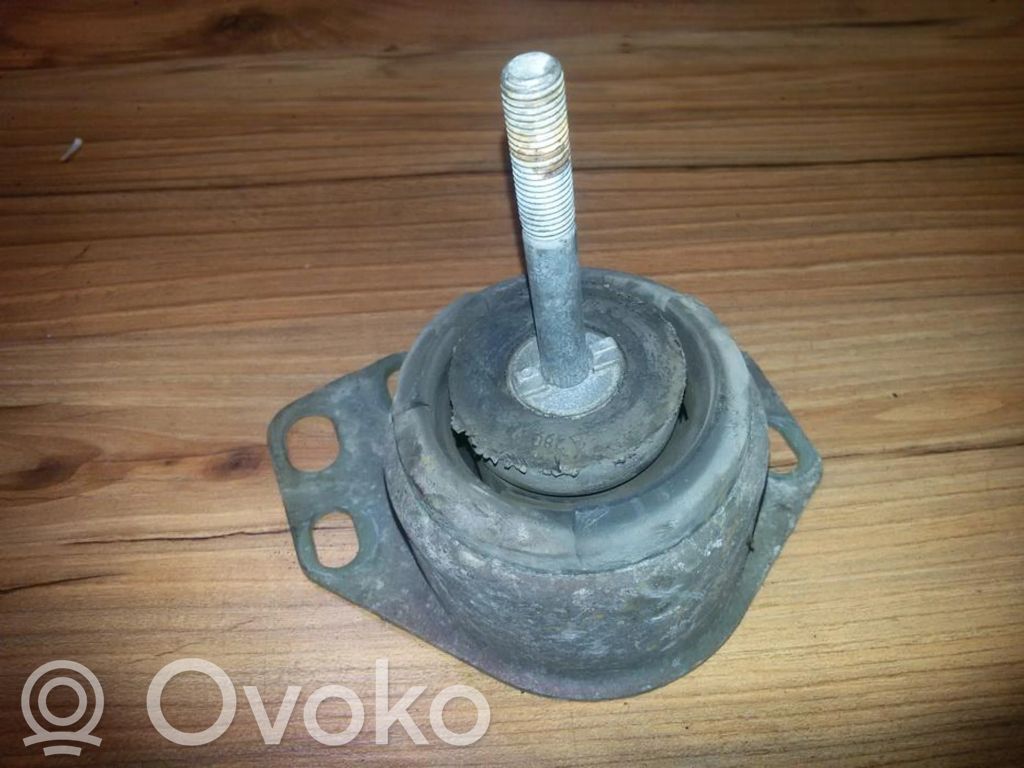 Fiat Punto (176) Engine mount bracket 