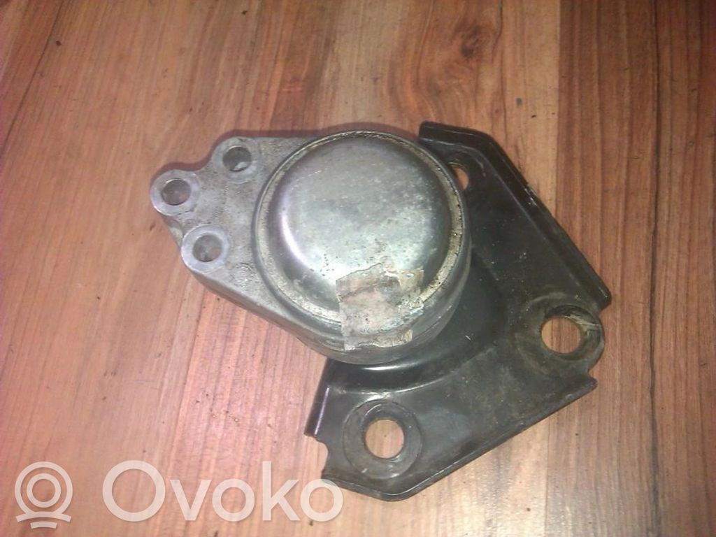 Engine mount bracket   2S516F012AD,2S516F012AD