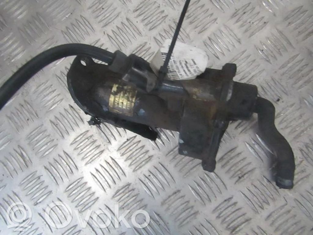 Ford Mondeo MK II Pompa a vuoto