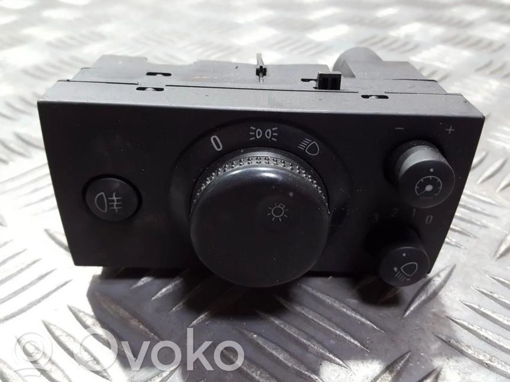 Lichtschalter   13177065,13177065AH04060060,04060060,13177065,13177065AH