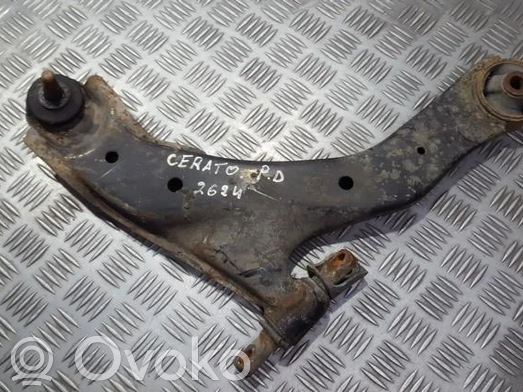 KIA Cerato Front lower control arm/wishbone 