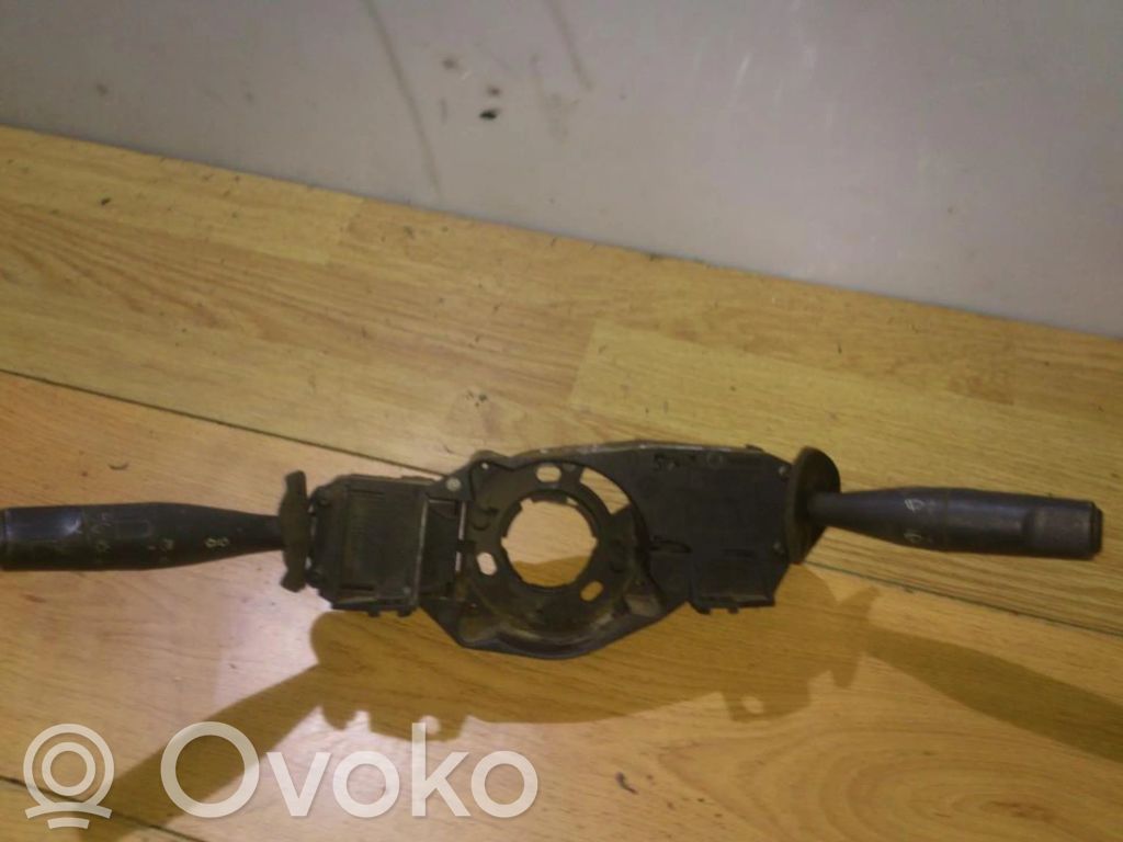 Citroen Berlingo Bloc semnalizator și ștergător parbriz