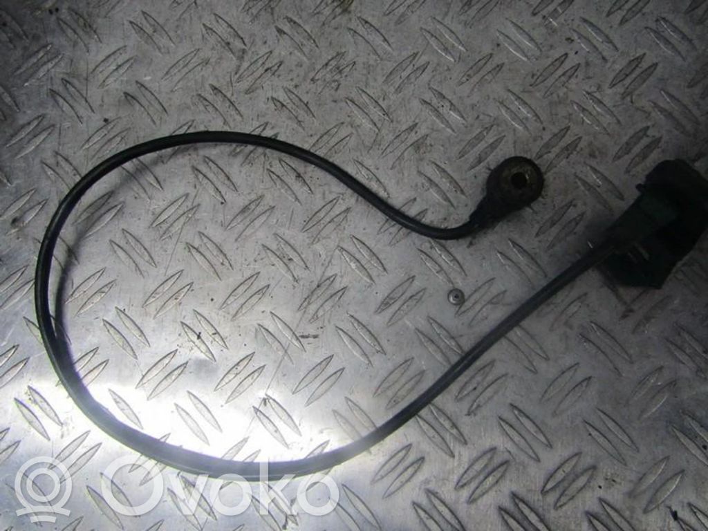 Audi A4 S4 B5 8D Klopfsensor 