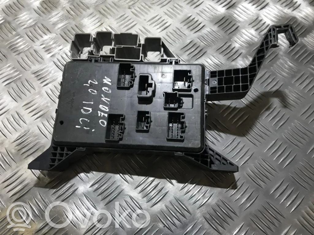 Ford Mondeo Mk III Drošinātāju kaste (komplekts) 