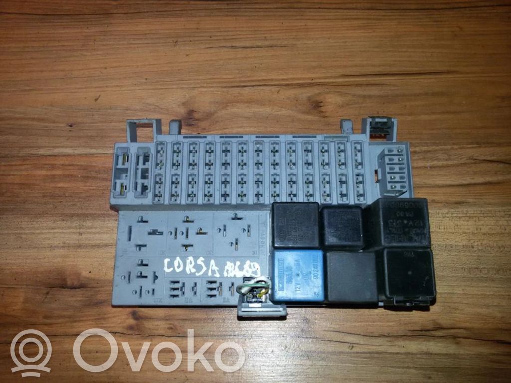 Opel Corsa B Fuse box set 