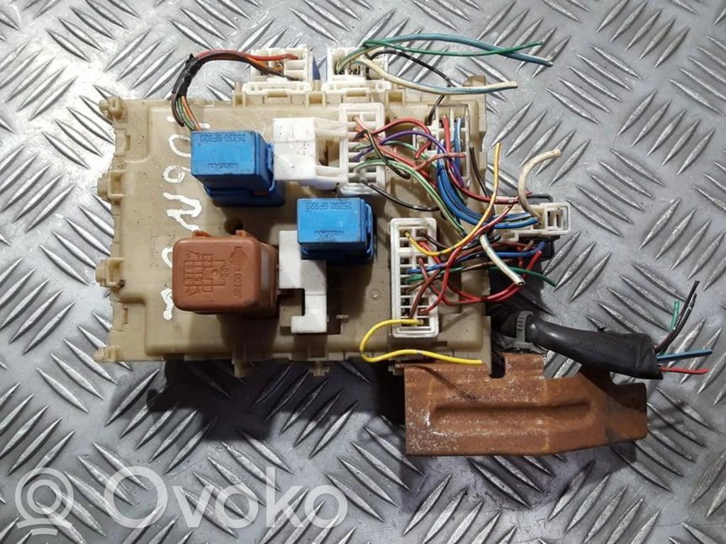Nissan Almera N16 Set cutie siguranțe 