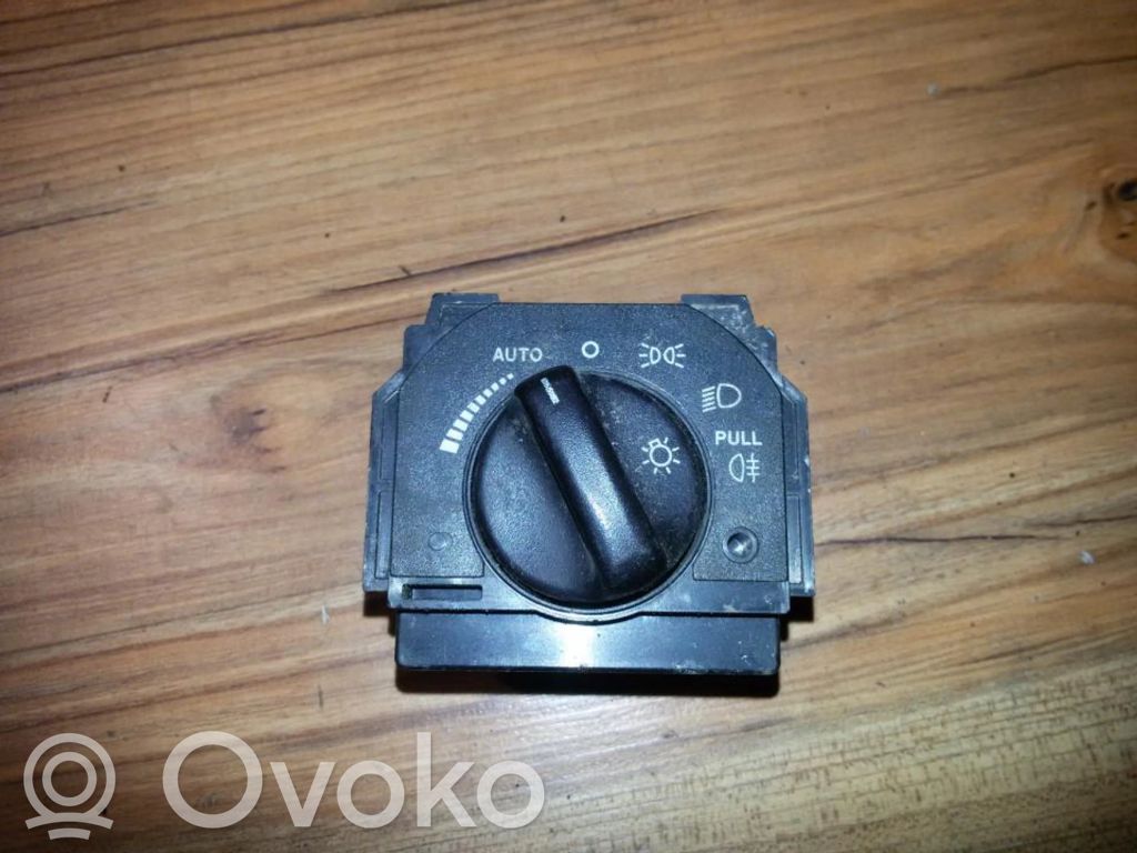 Light switch   XR8311654DC,XR8311654DC